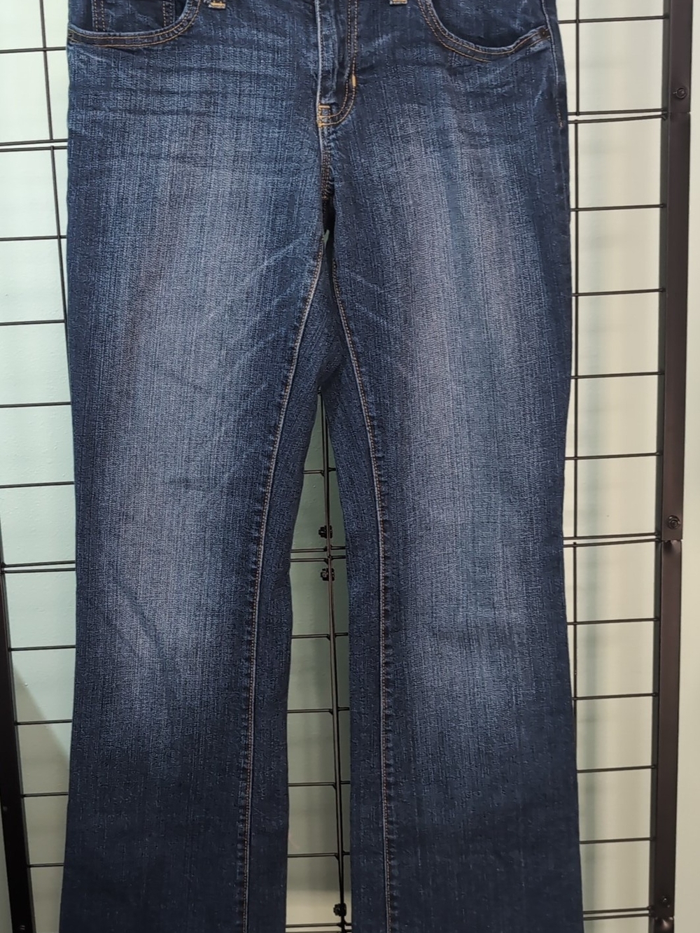 GAP Long & Lean Women’s Size 6/28R Bootcut Jeans Dark Wash